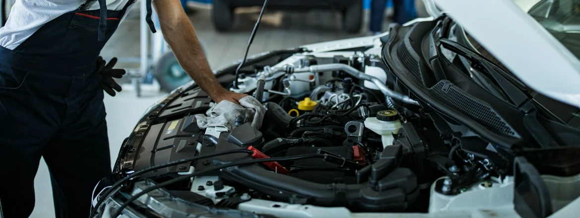 Auto u&nbsp;mechanika